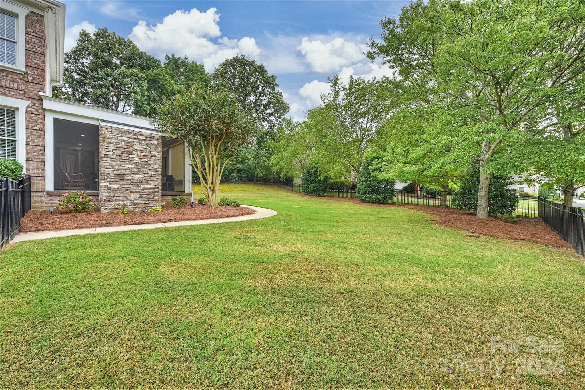 Piper Glen - Residential