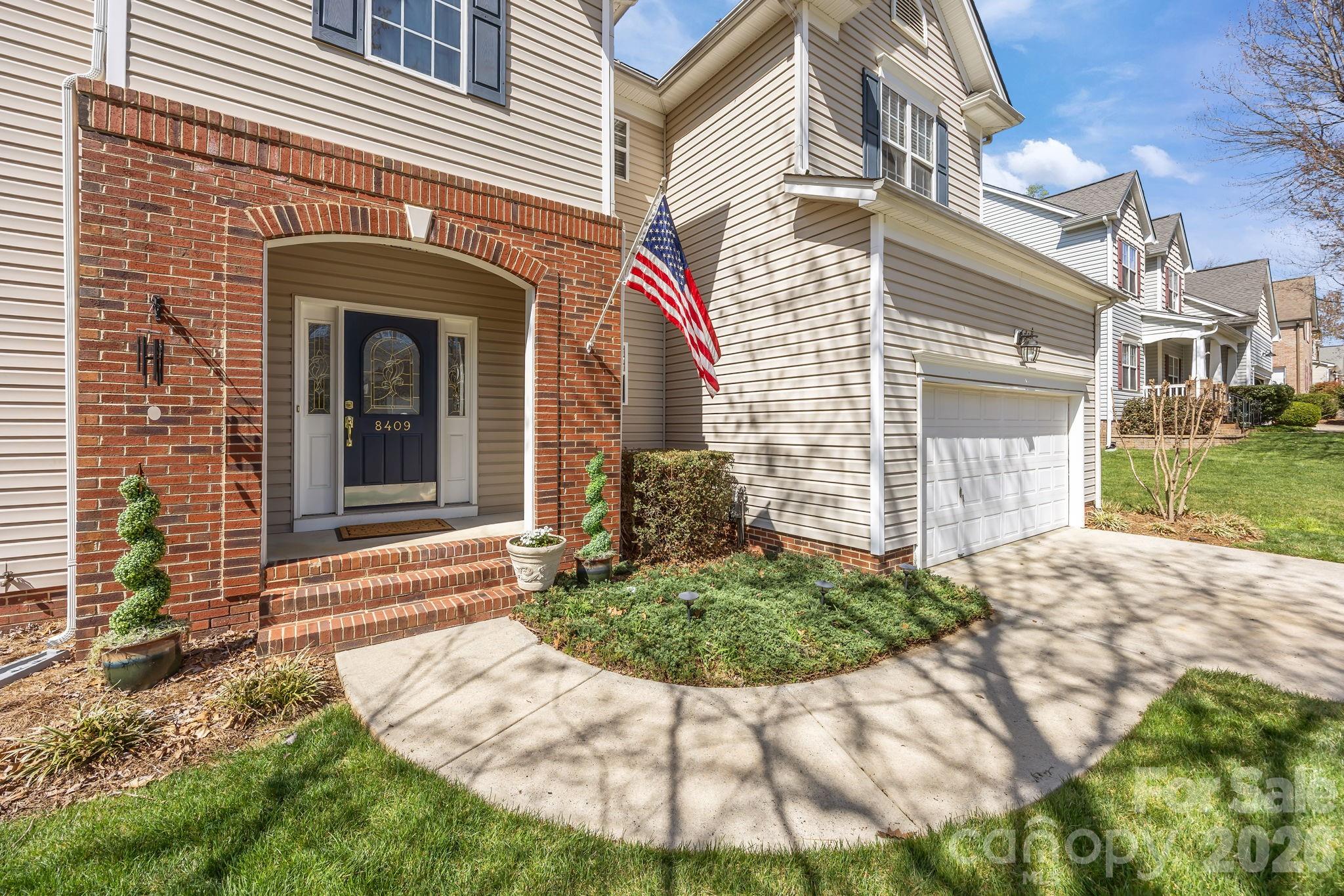 Poplar Woods - Residential