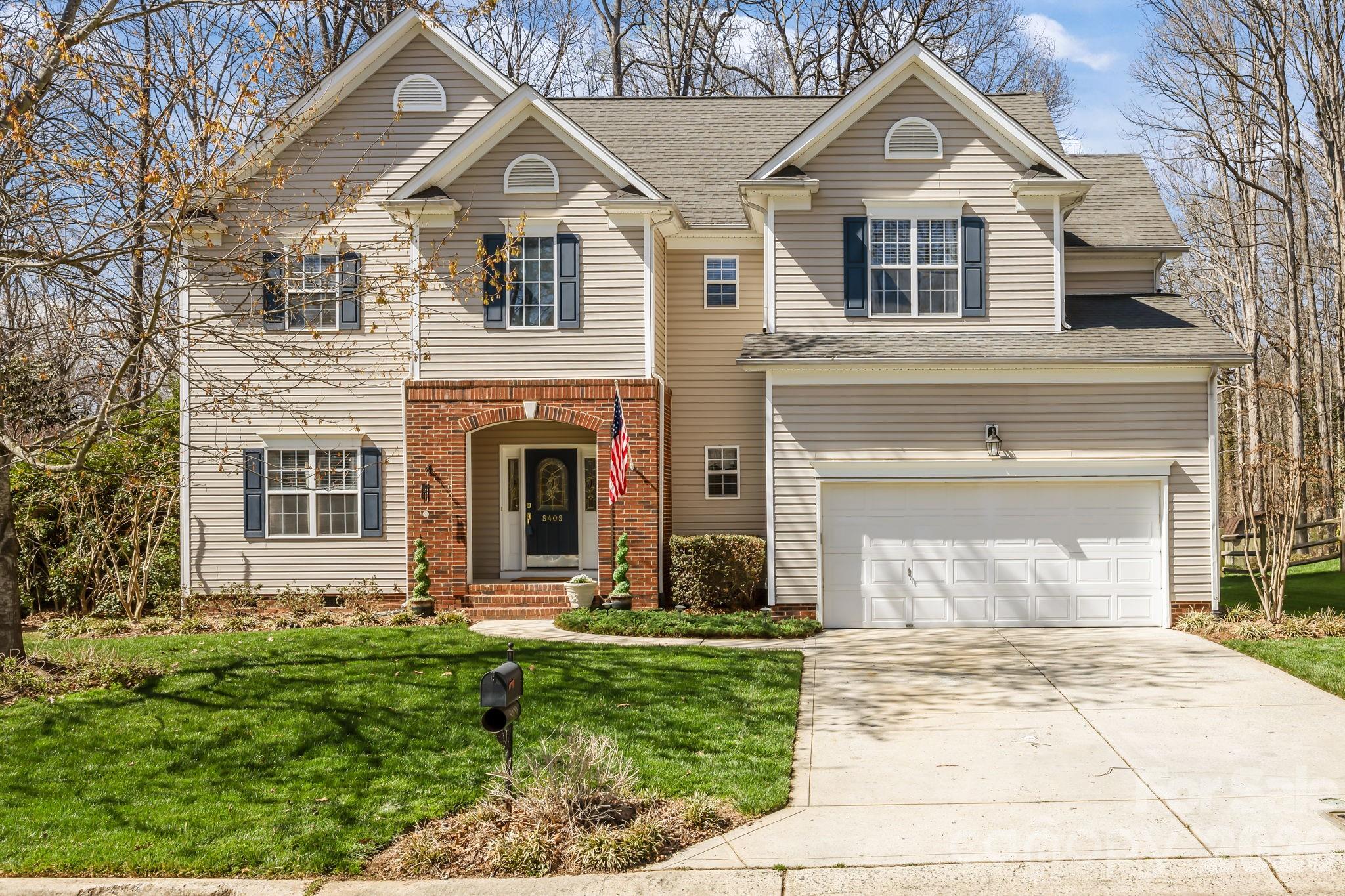 Poplar Woods - Residential