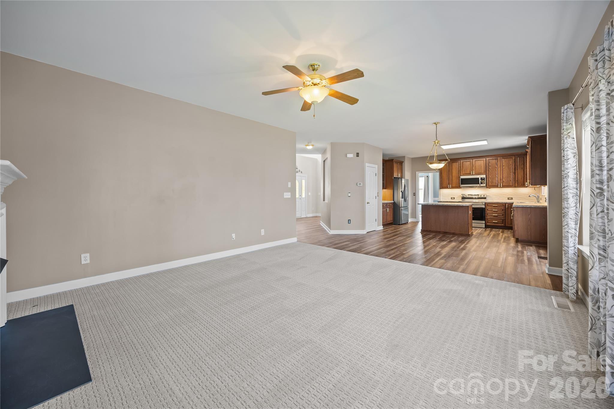 Poplar Woods - Residential