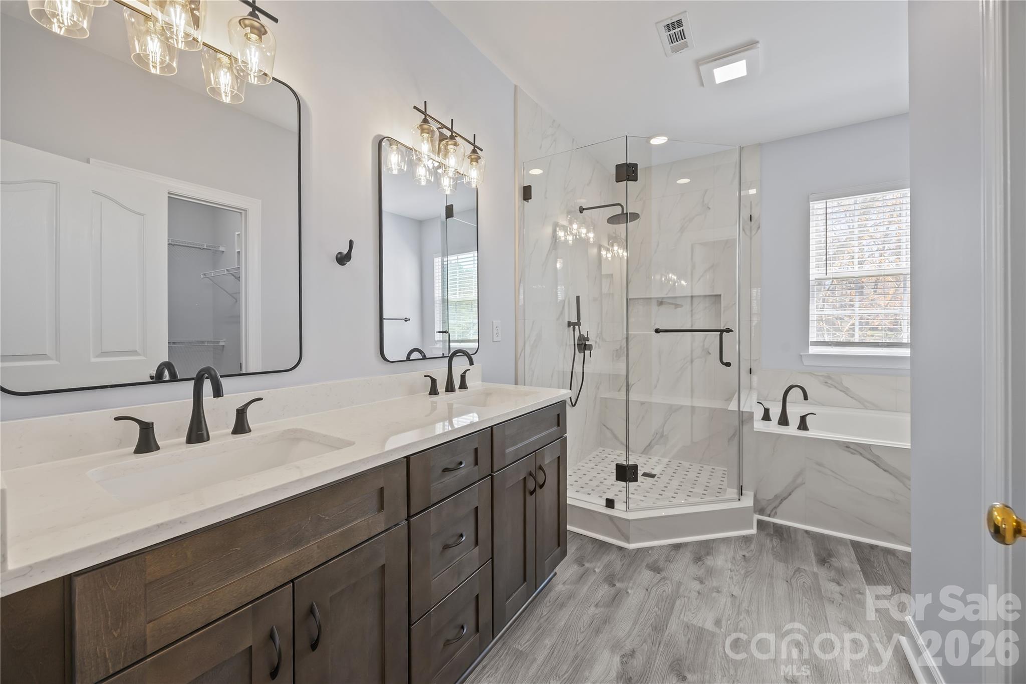 Poplar Woods - Residential