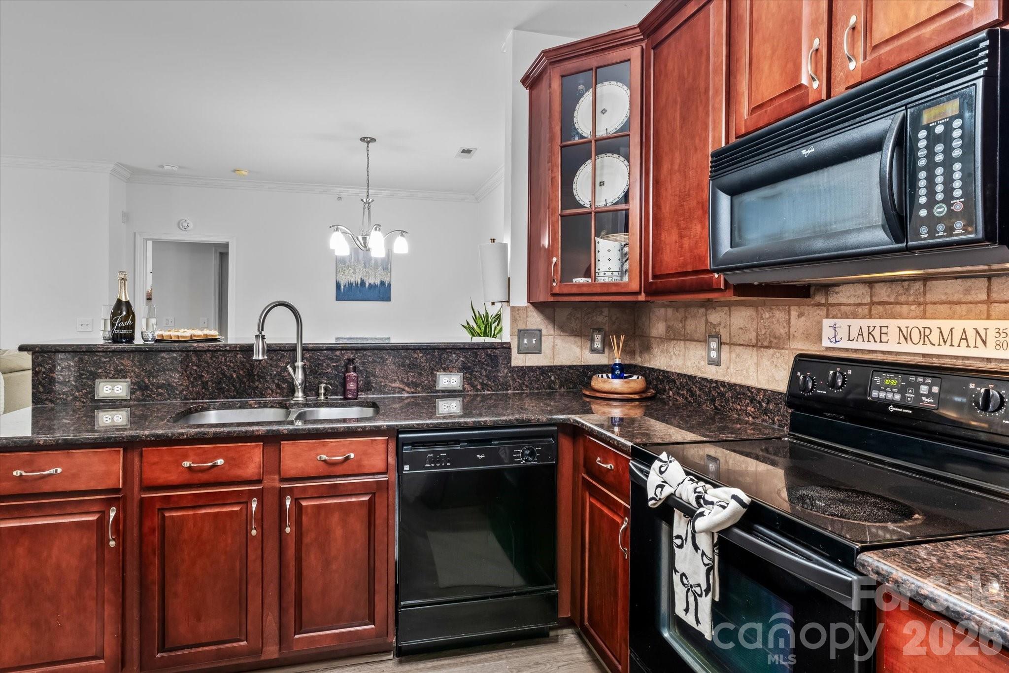 Alexander Chase - Residential