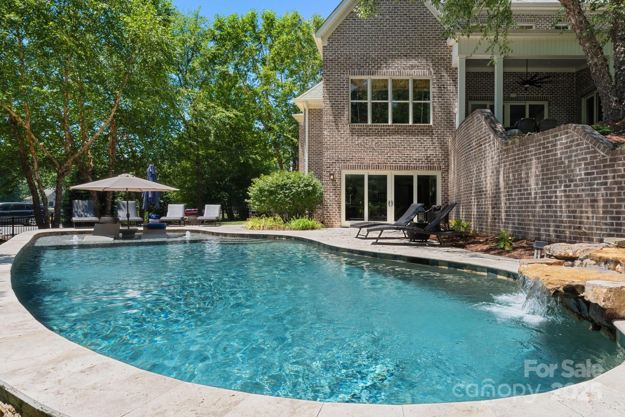 Montrachet - Residential