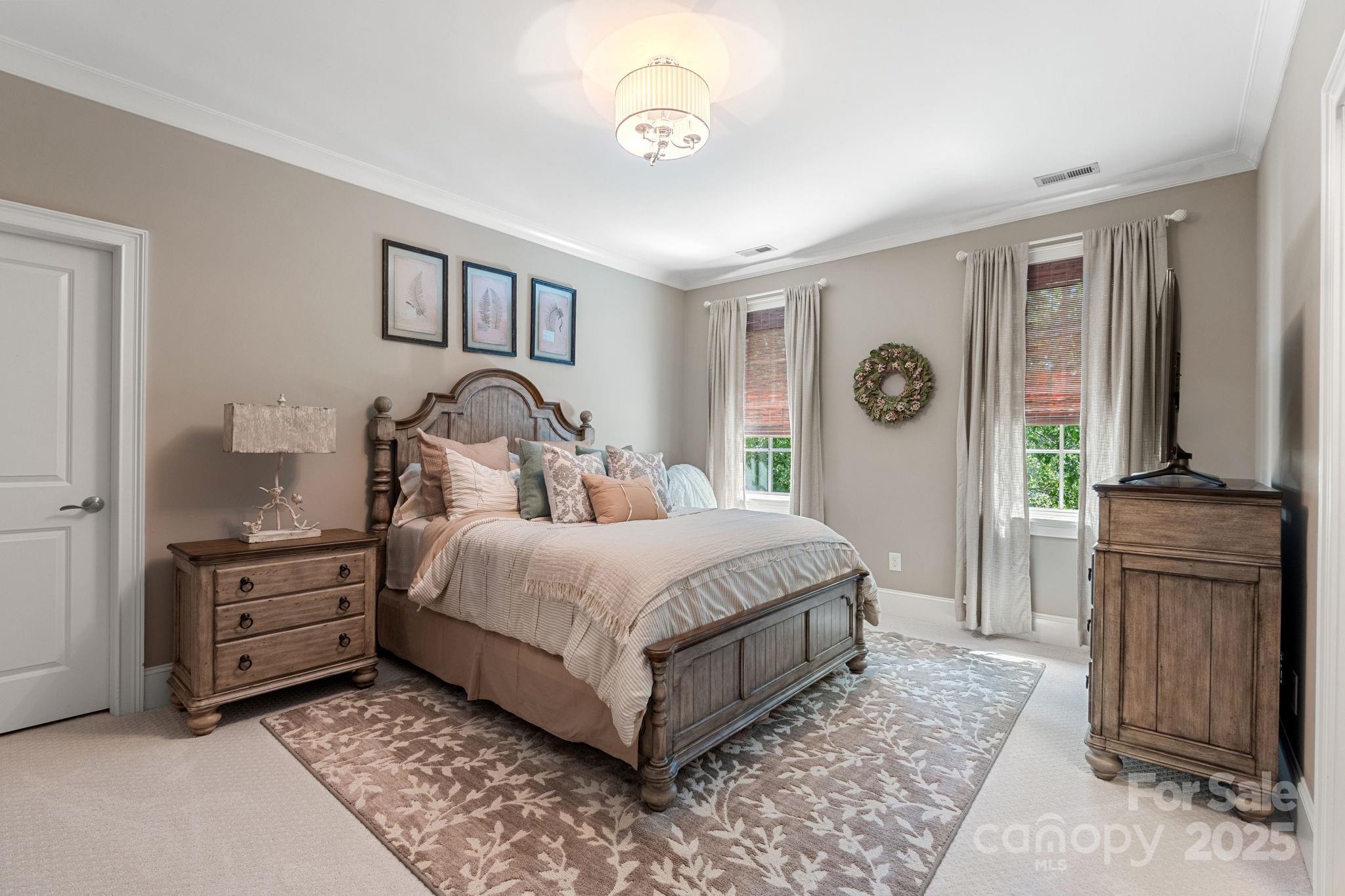 Montrachet - Residential