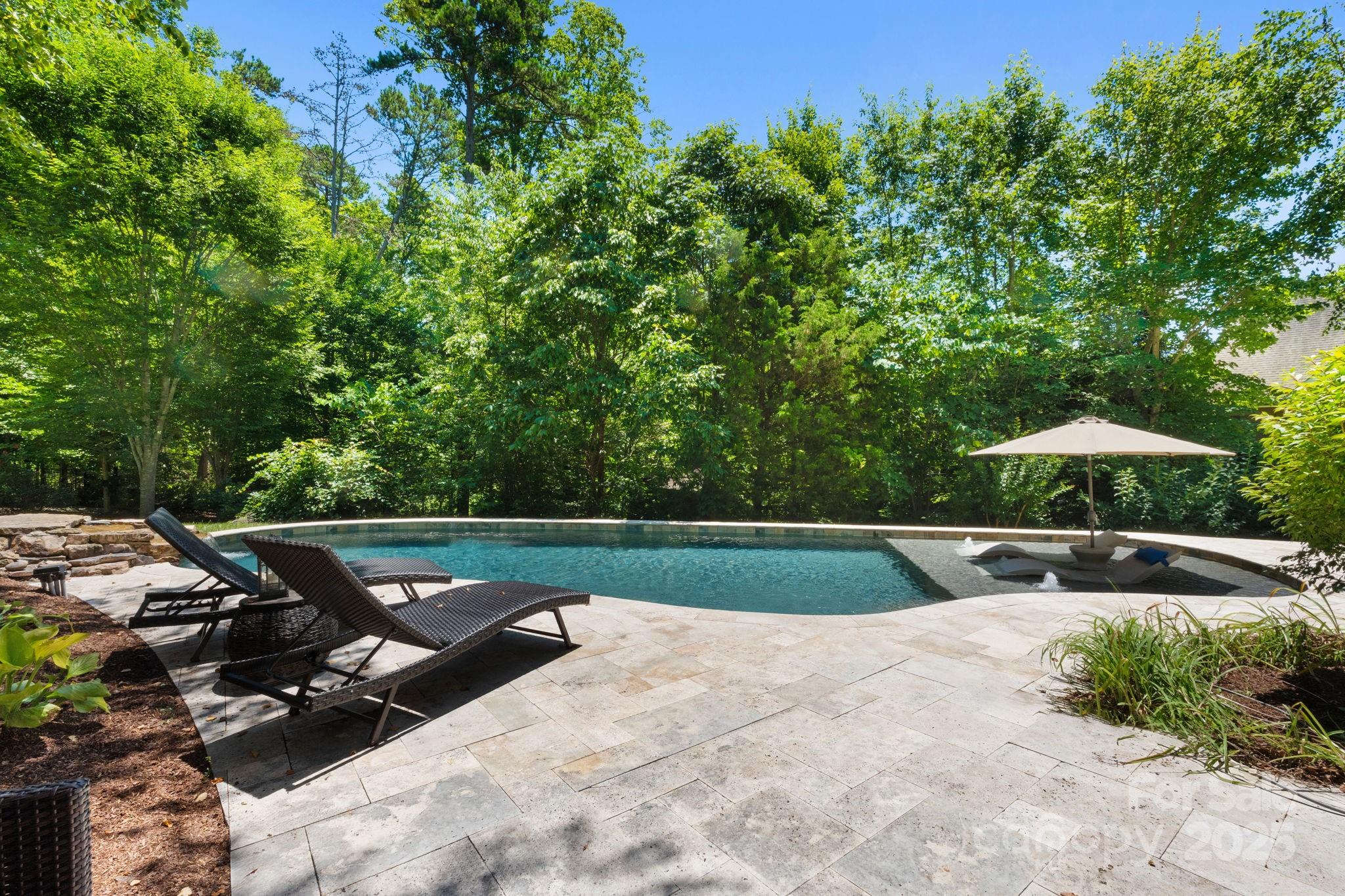 Montrachet - Residential