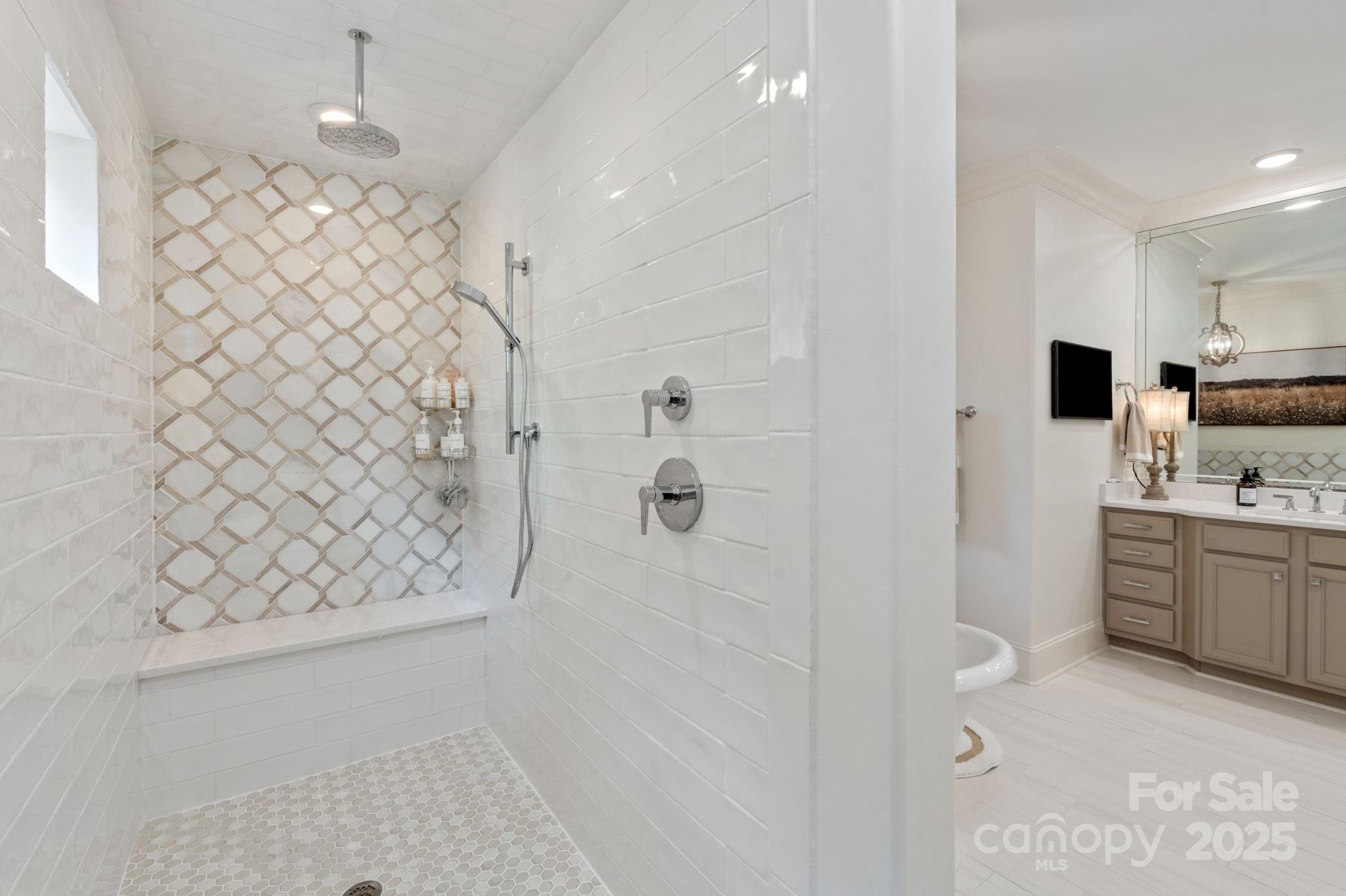 Montrachet - Residential