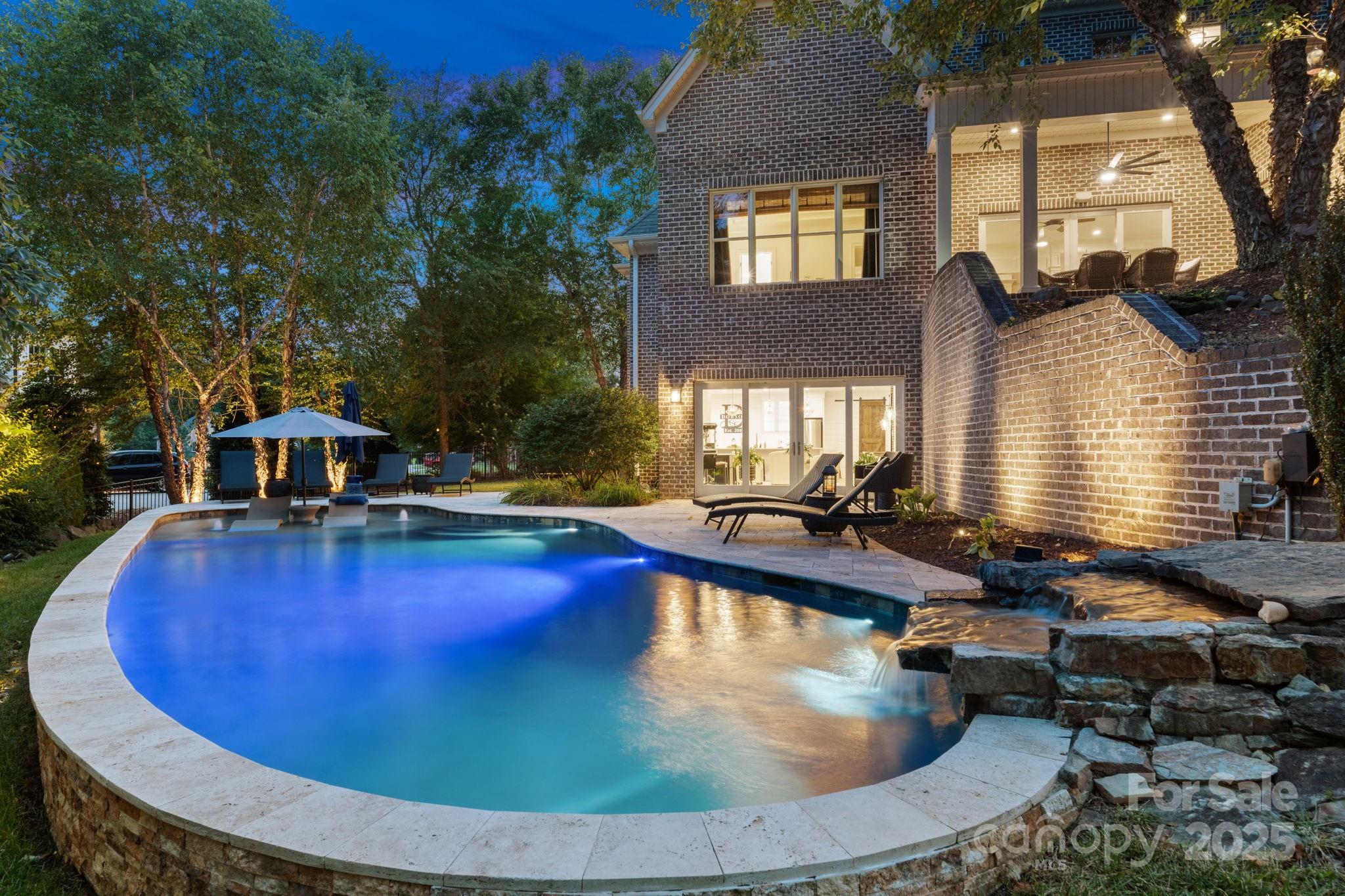 Montrachet - Residential