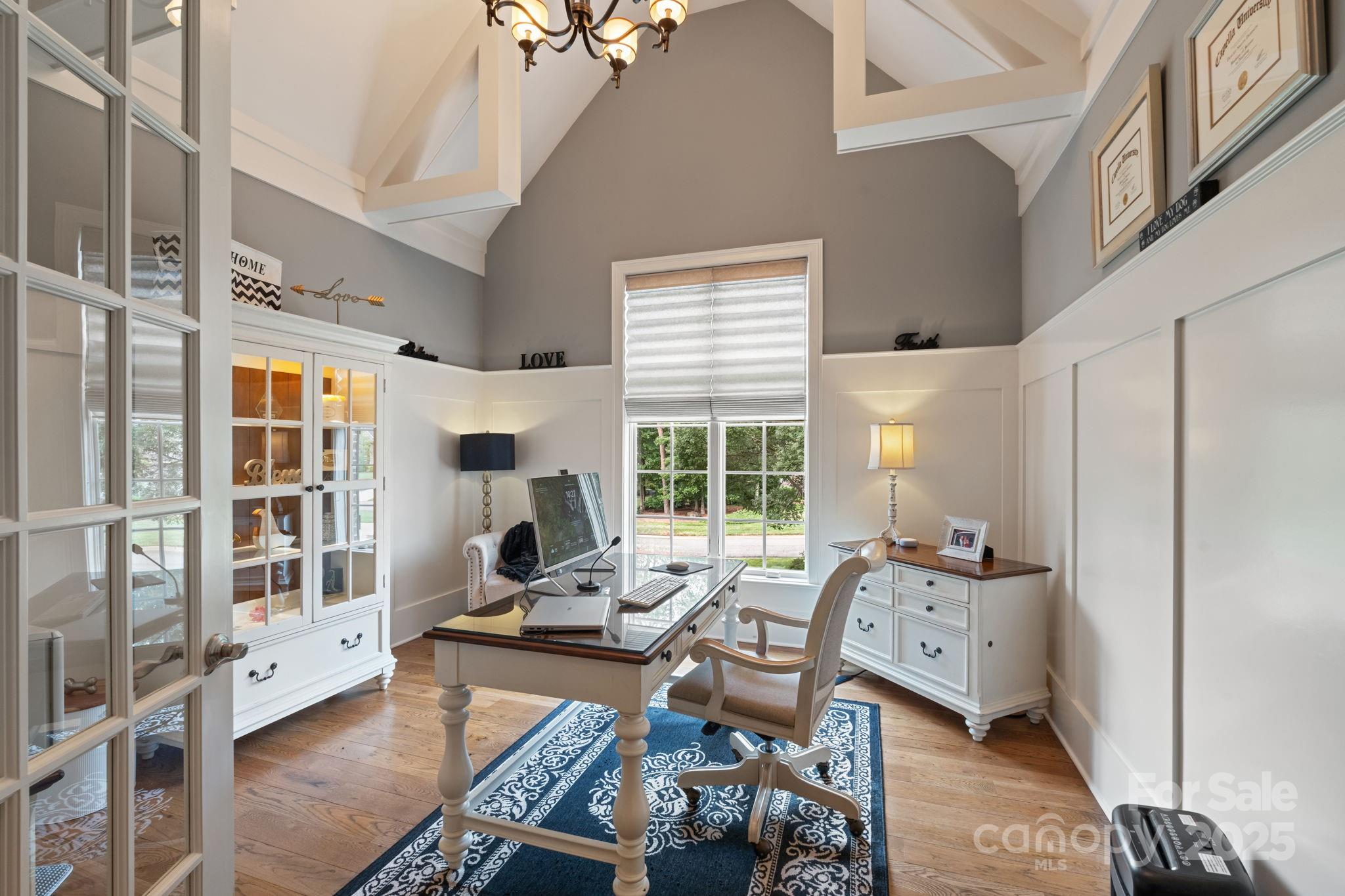 Montrachet - Residential