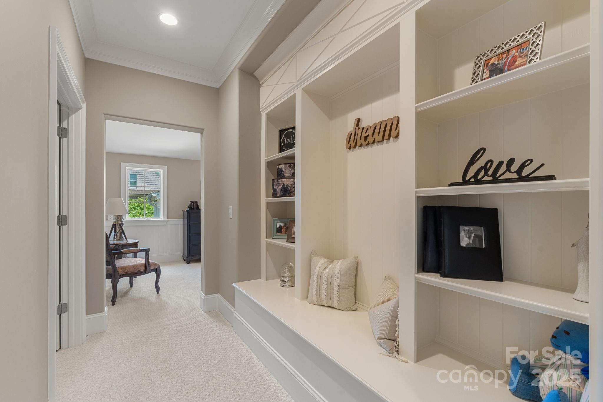 Montrachet - Residential