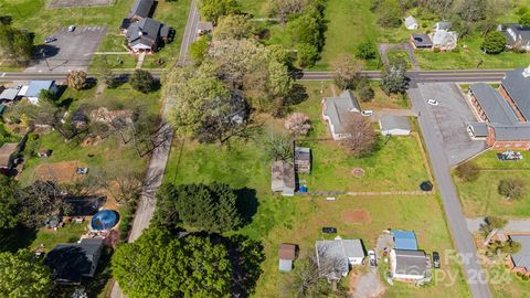 A home in Hiddenite