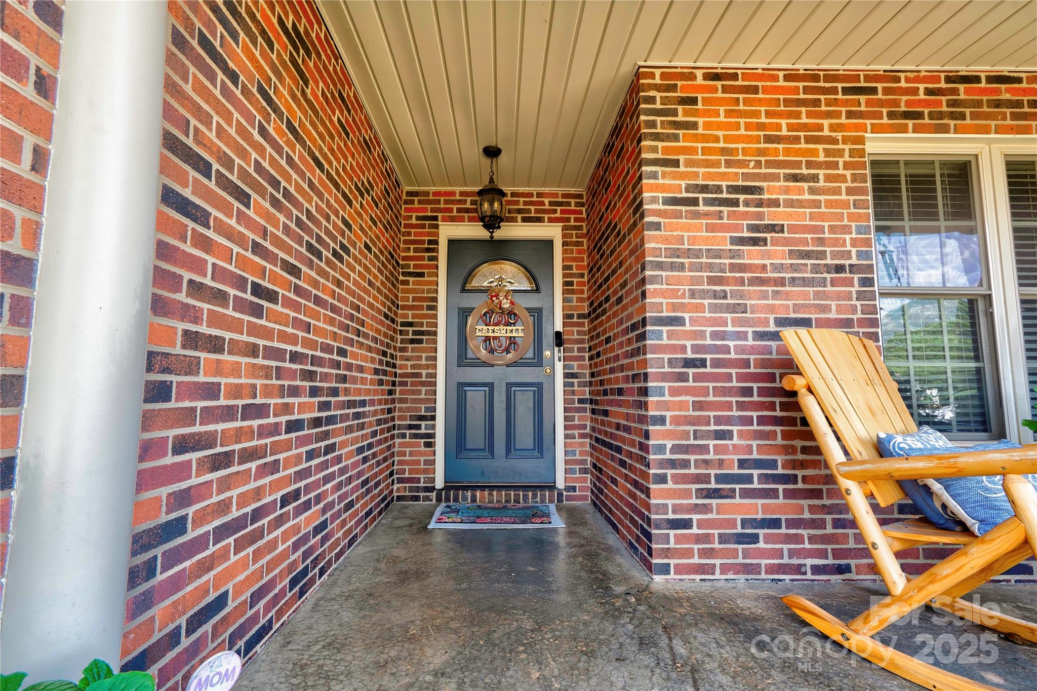 129 Creekside Drive