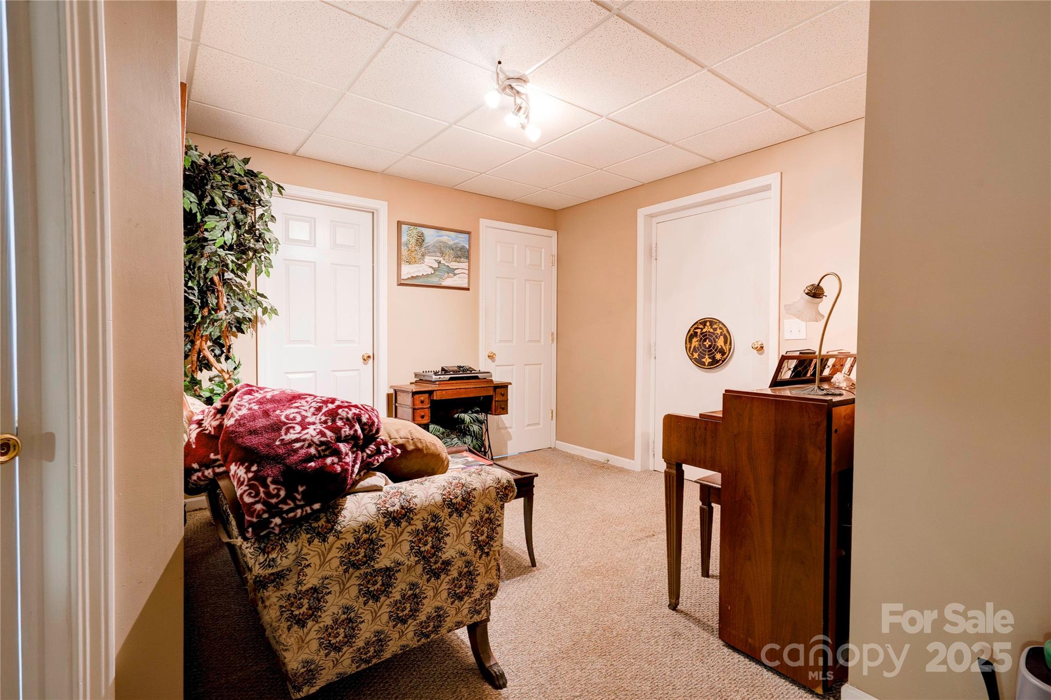 Creekside - Residential