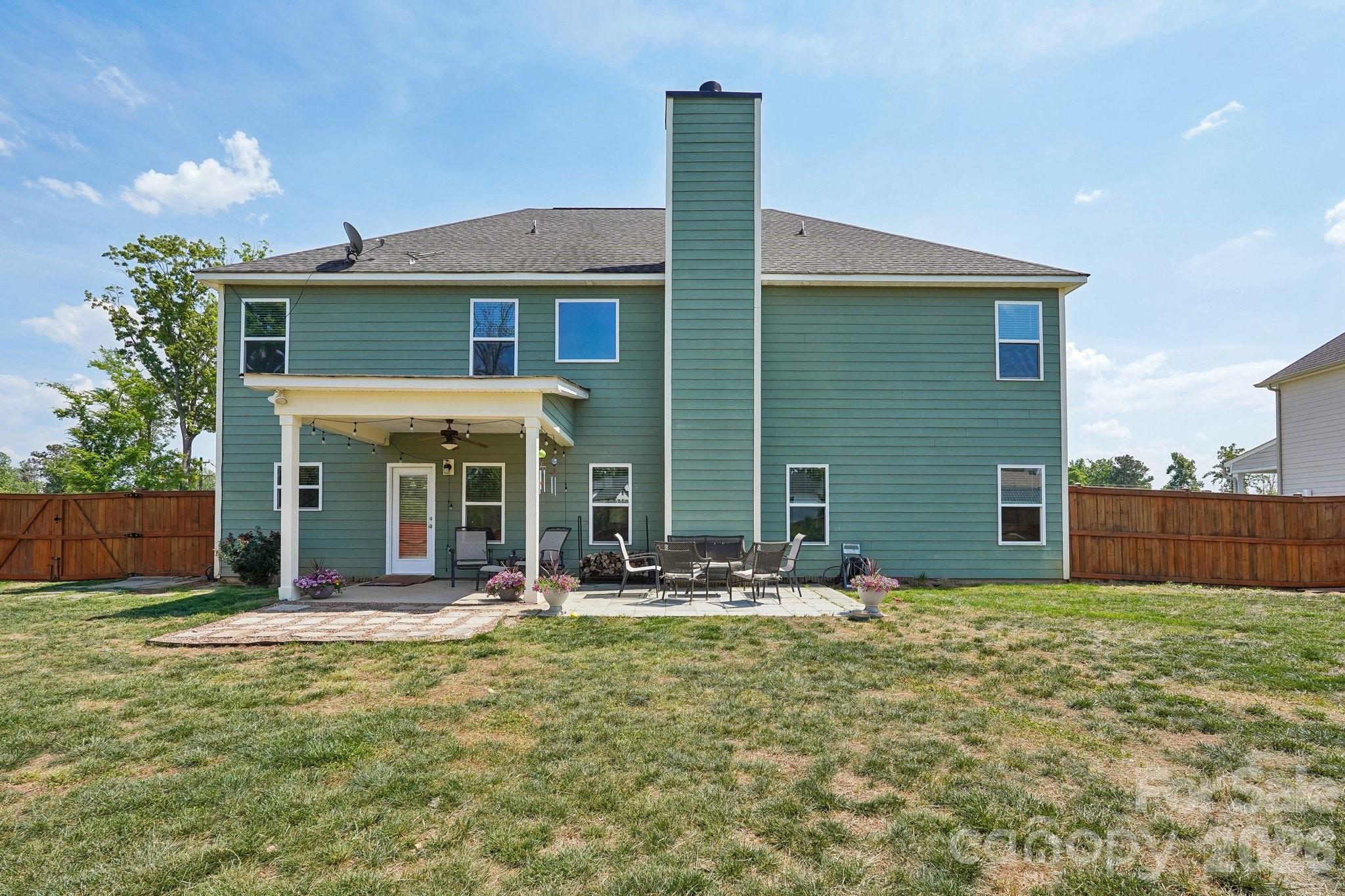 Lakefront Woods - Residential