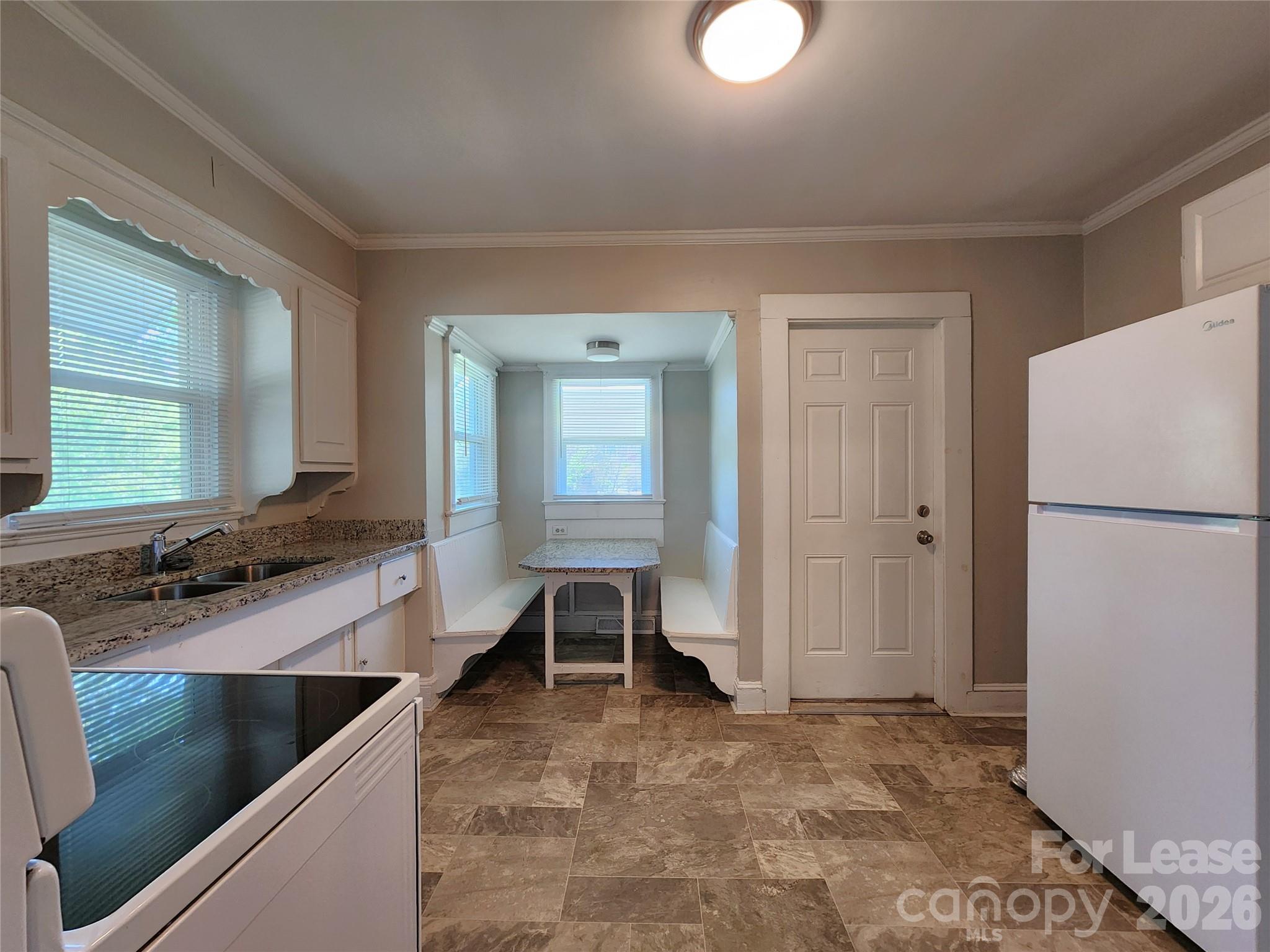 12 Woodsdale Place SE