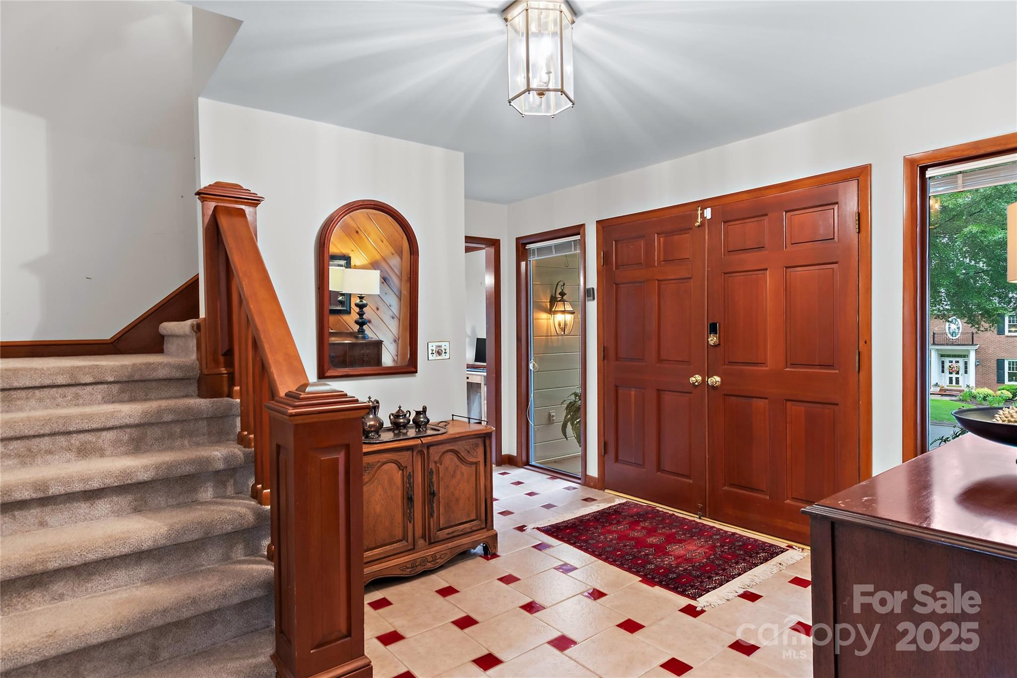 1201 Cliffspring Court