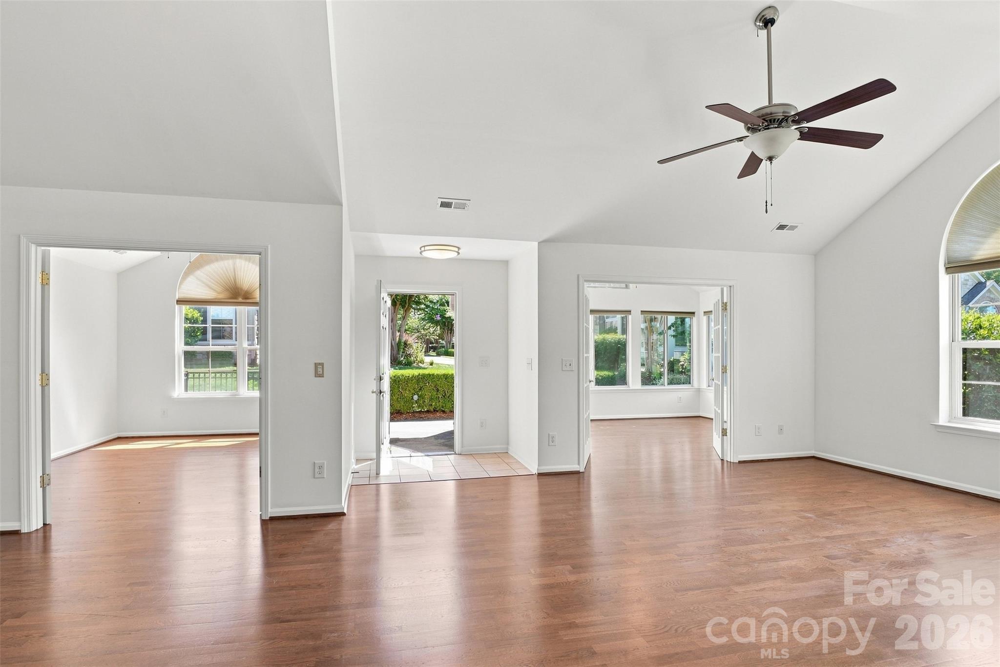 821 Ledgestone Court