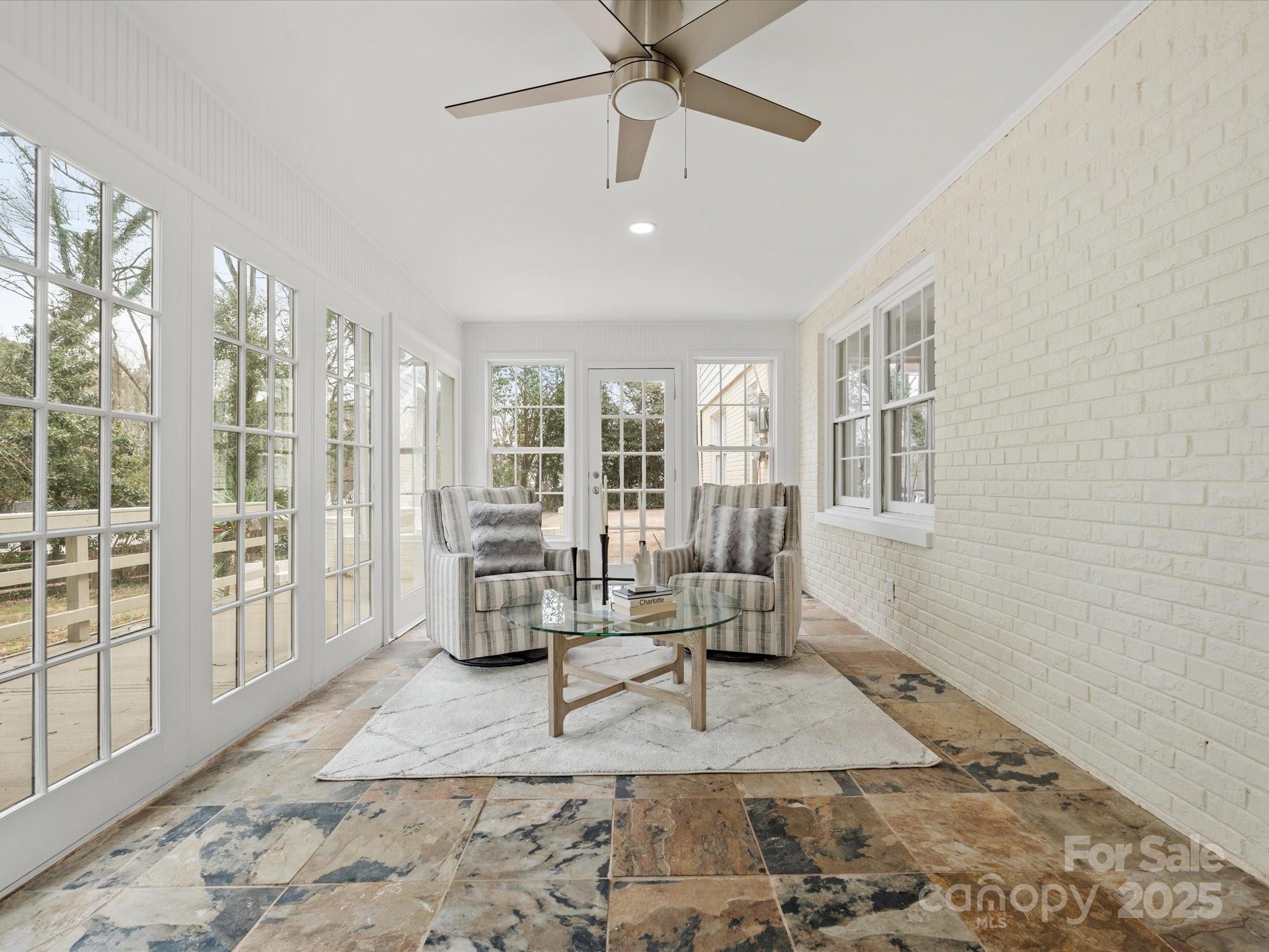 Lansdowne - Residential