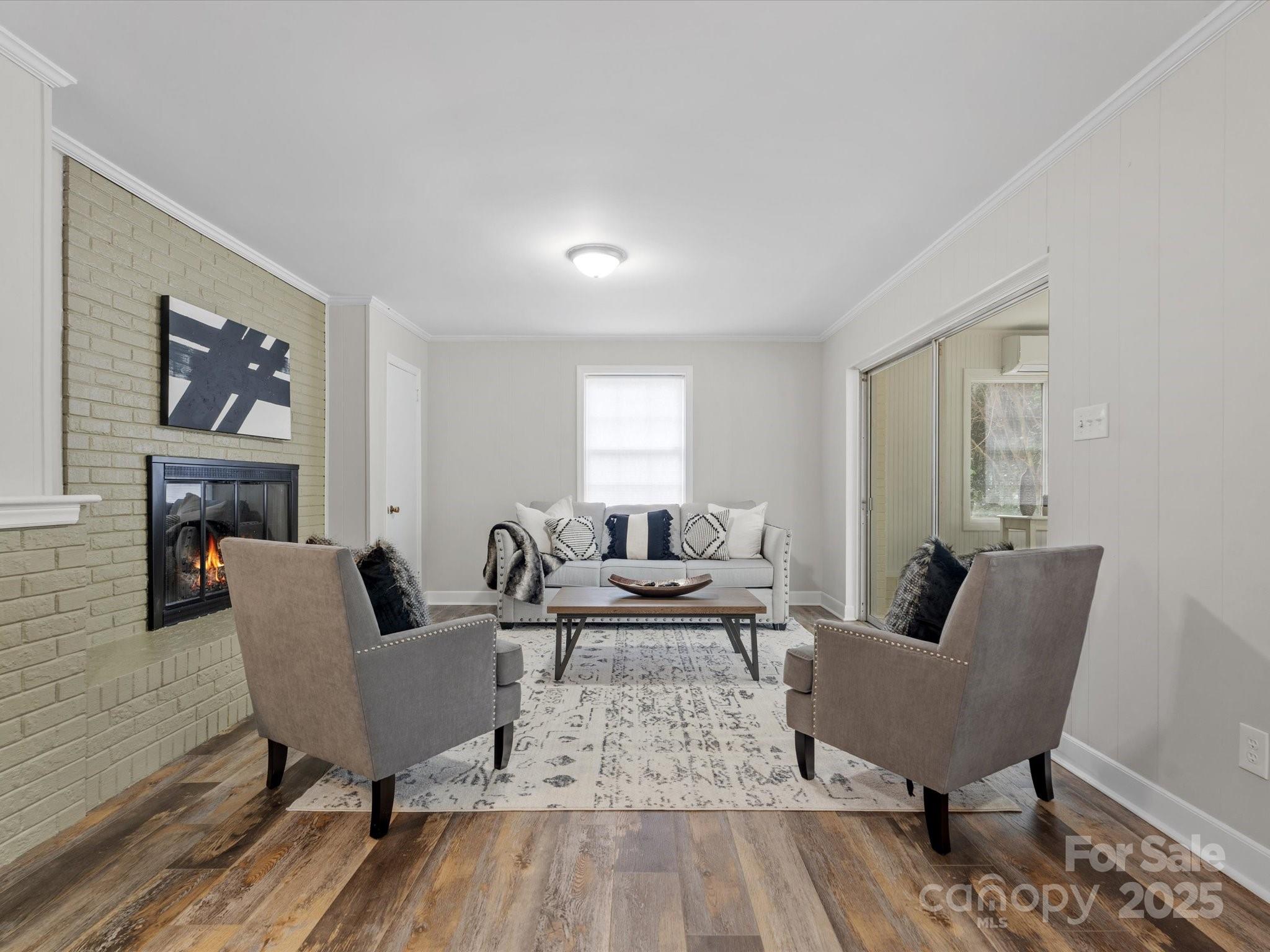 Lansdowne - Residential