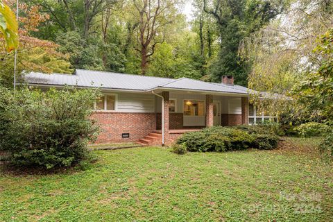 A home in Tryon