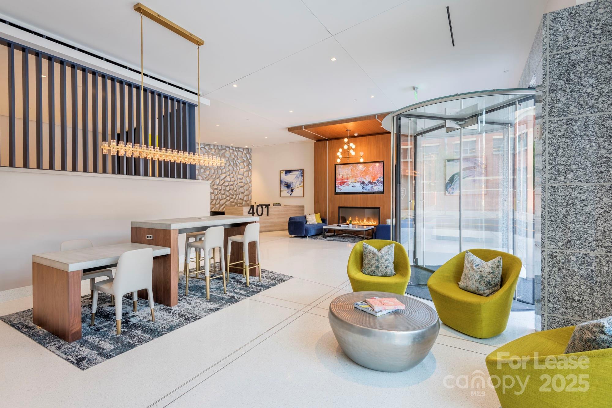 Charlotte, North Carolina 28202, United States, 1 Bedroom Bedrooms, ,1 BathroomBathrooms,Residential,Active,126958