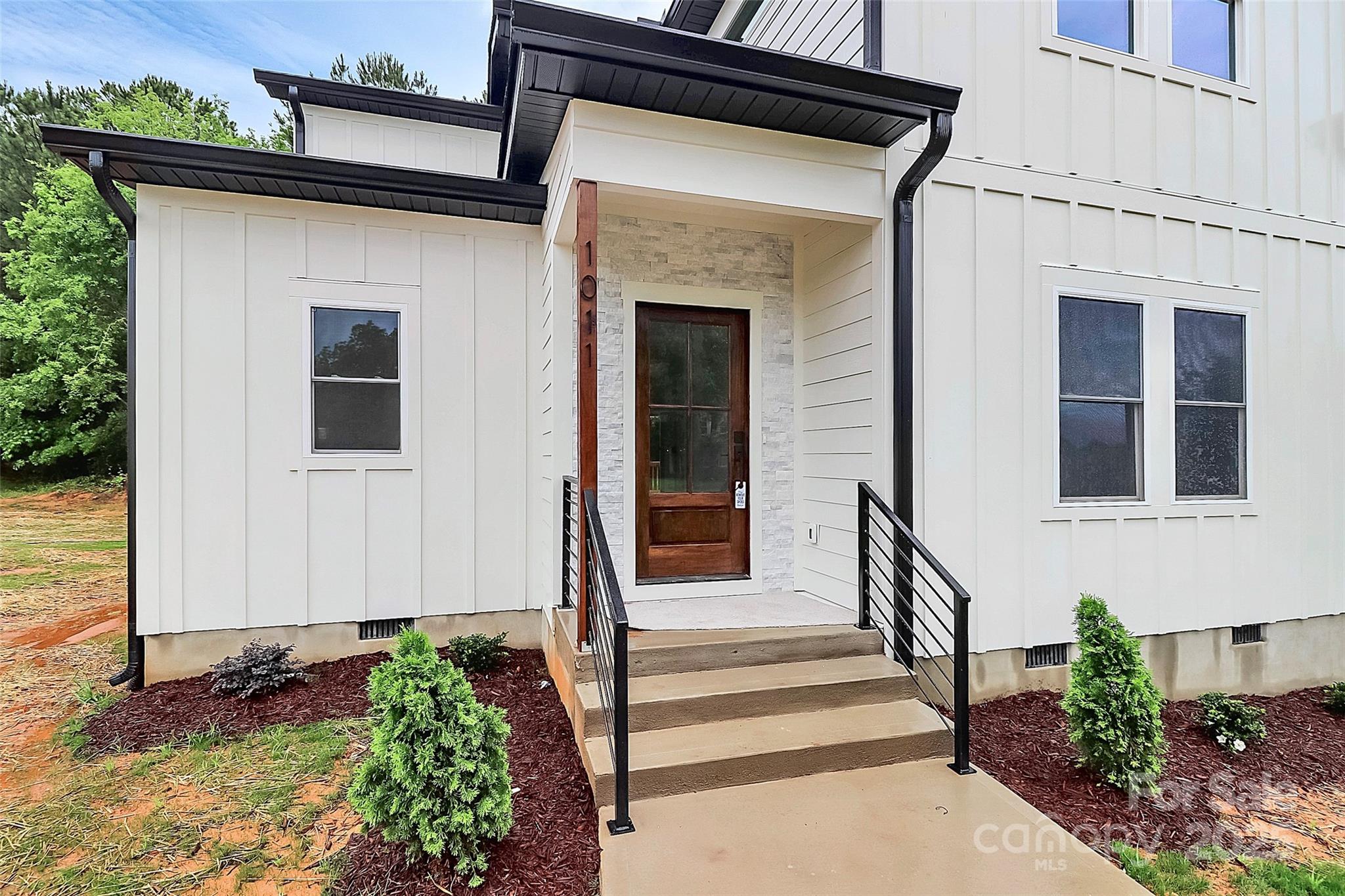 1011 Sandy Court