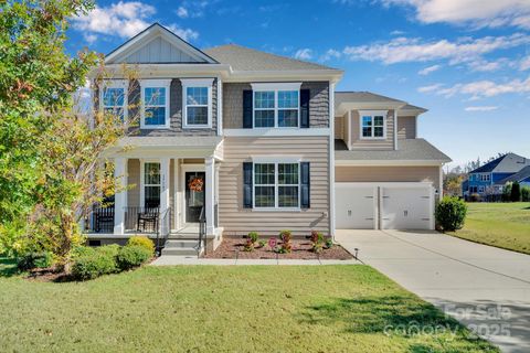 17147 Belmont Stakes Lane Charlotte NC 28278