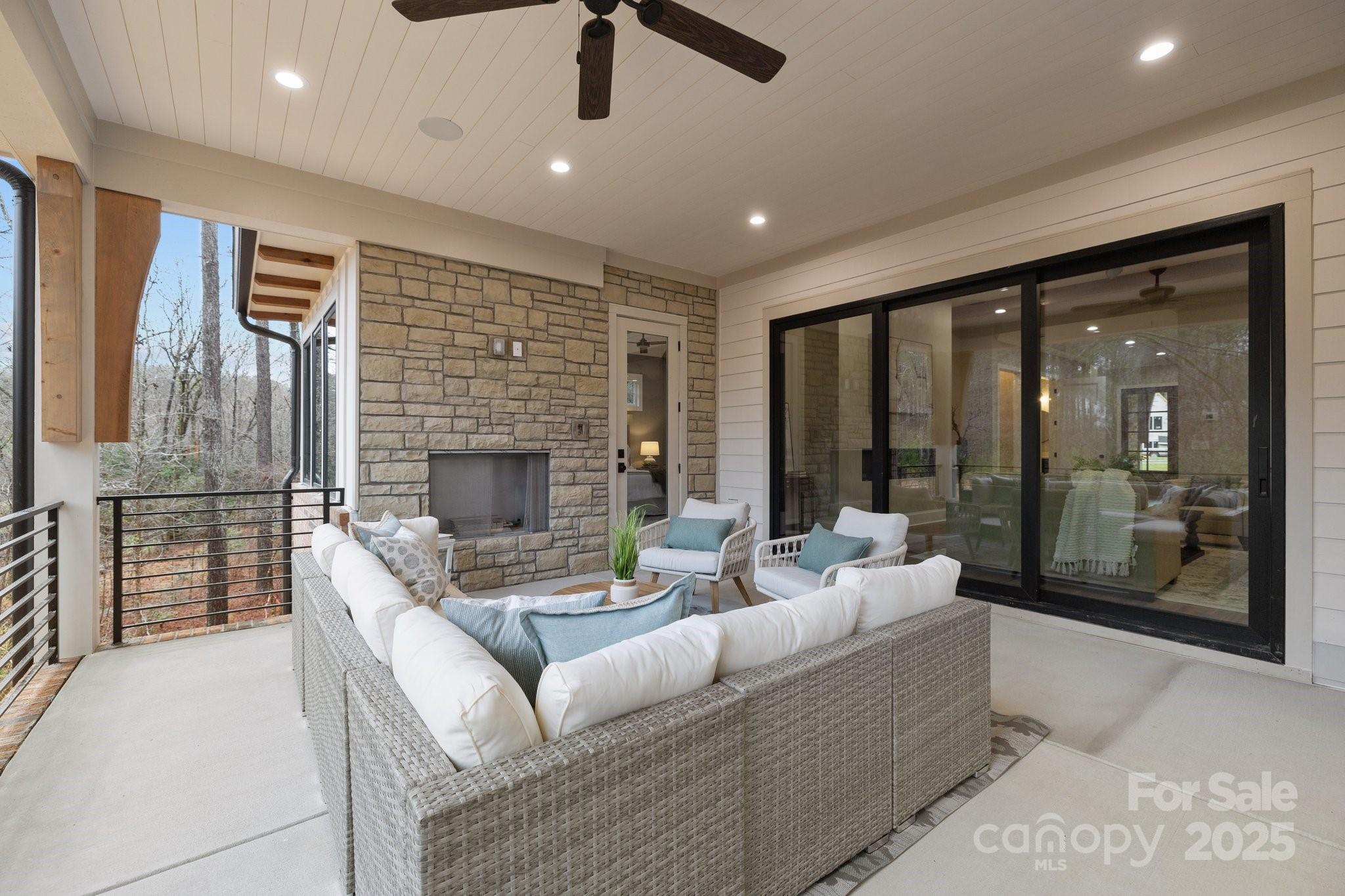 Riverchase Estates - Residential