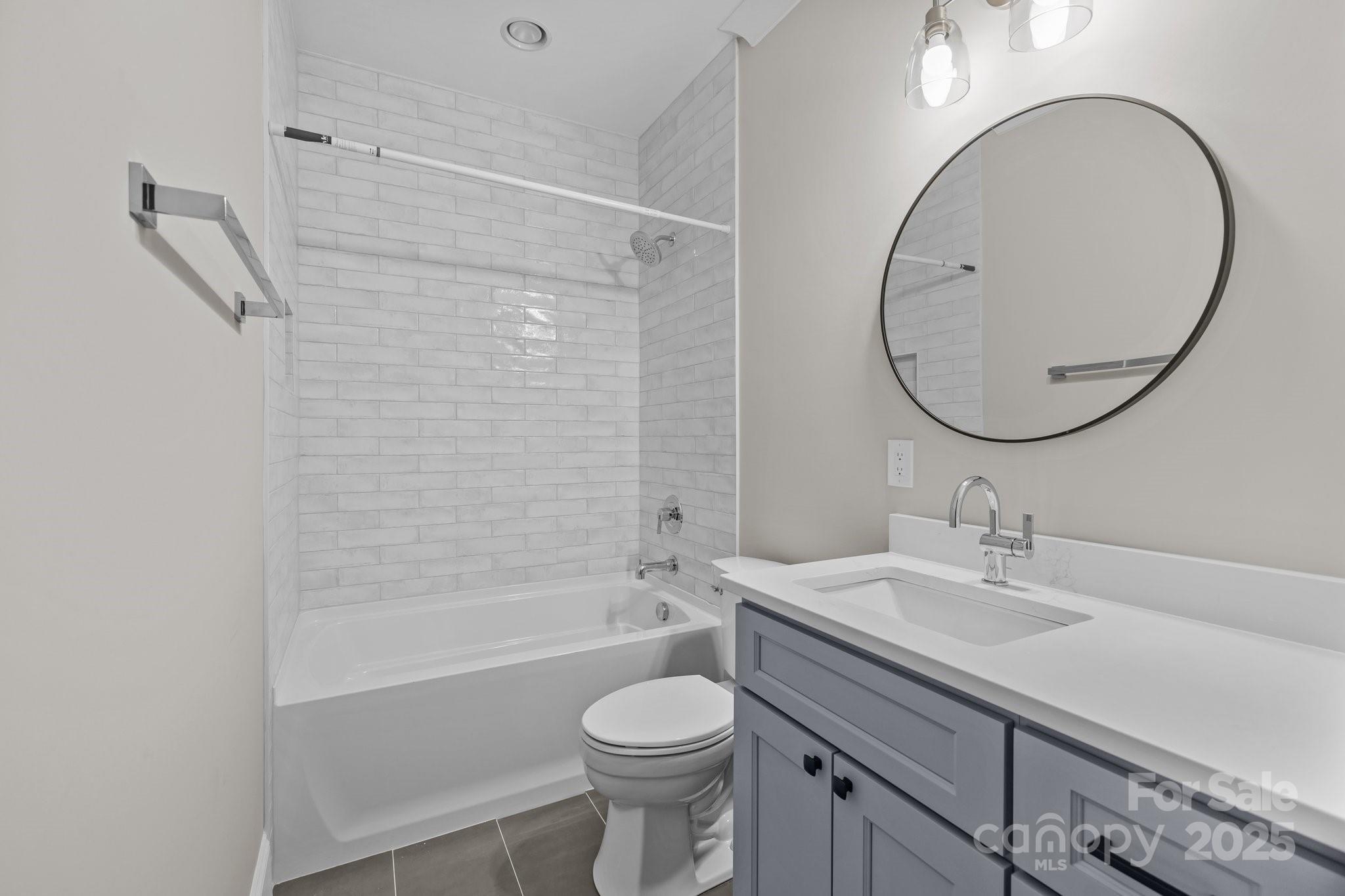 Riverchase Estates - Residential