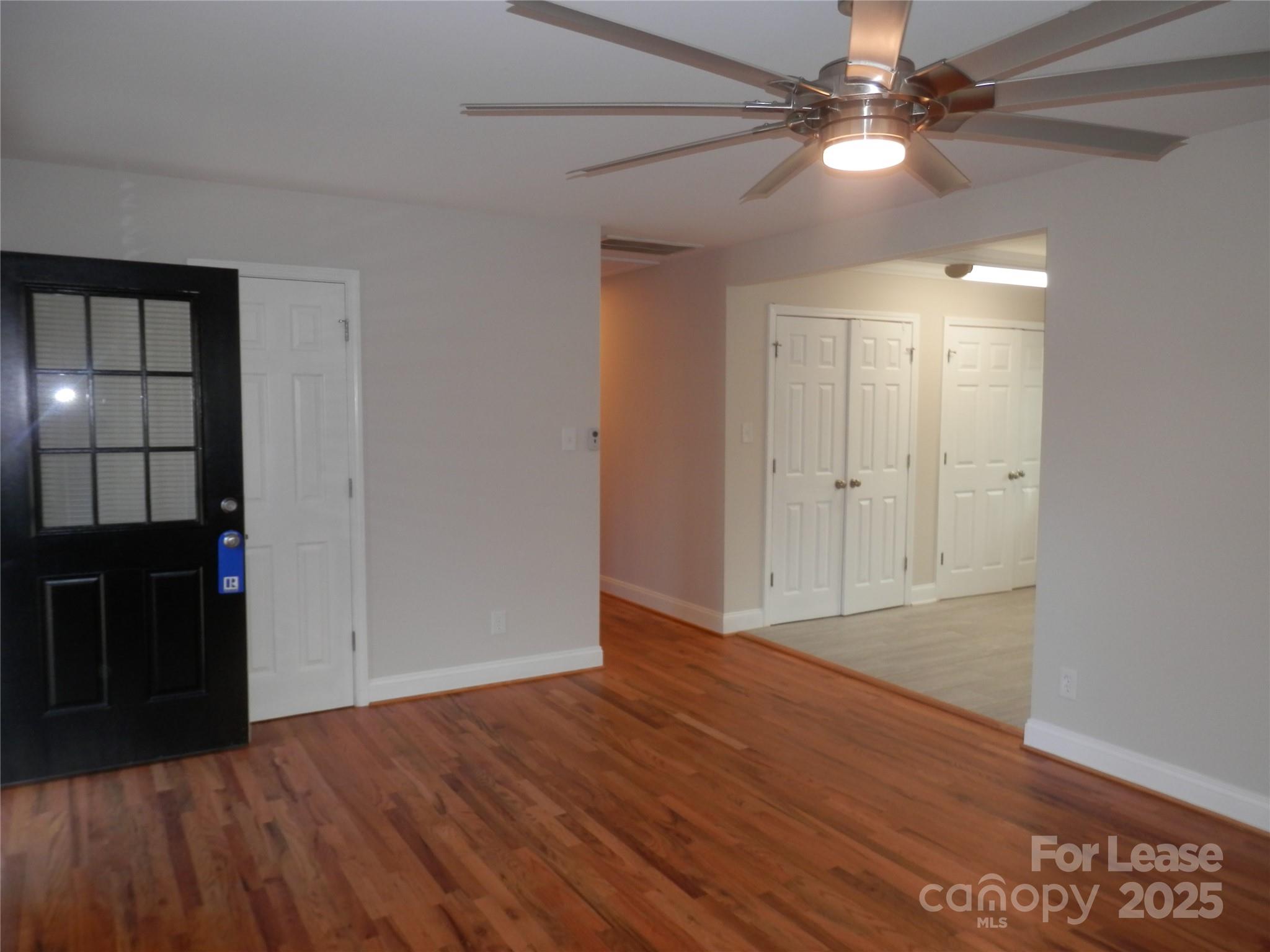 1332 Edgewater Drive