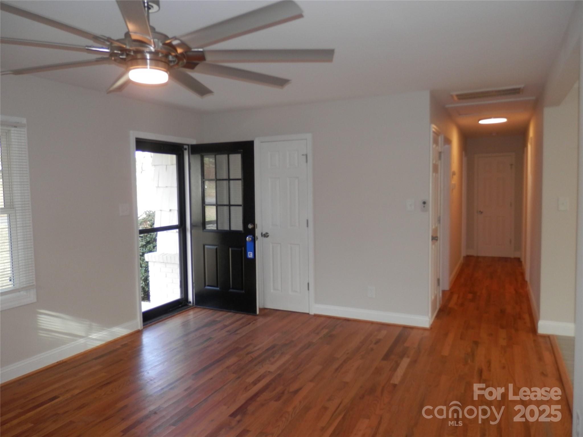 1332 Edgewater Drive