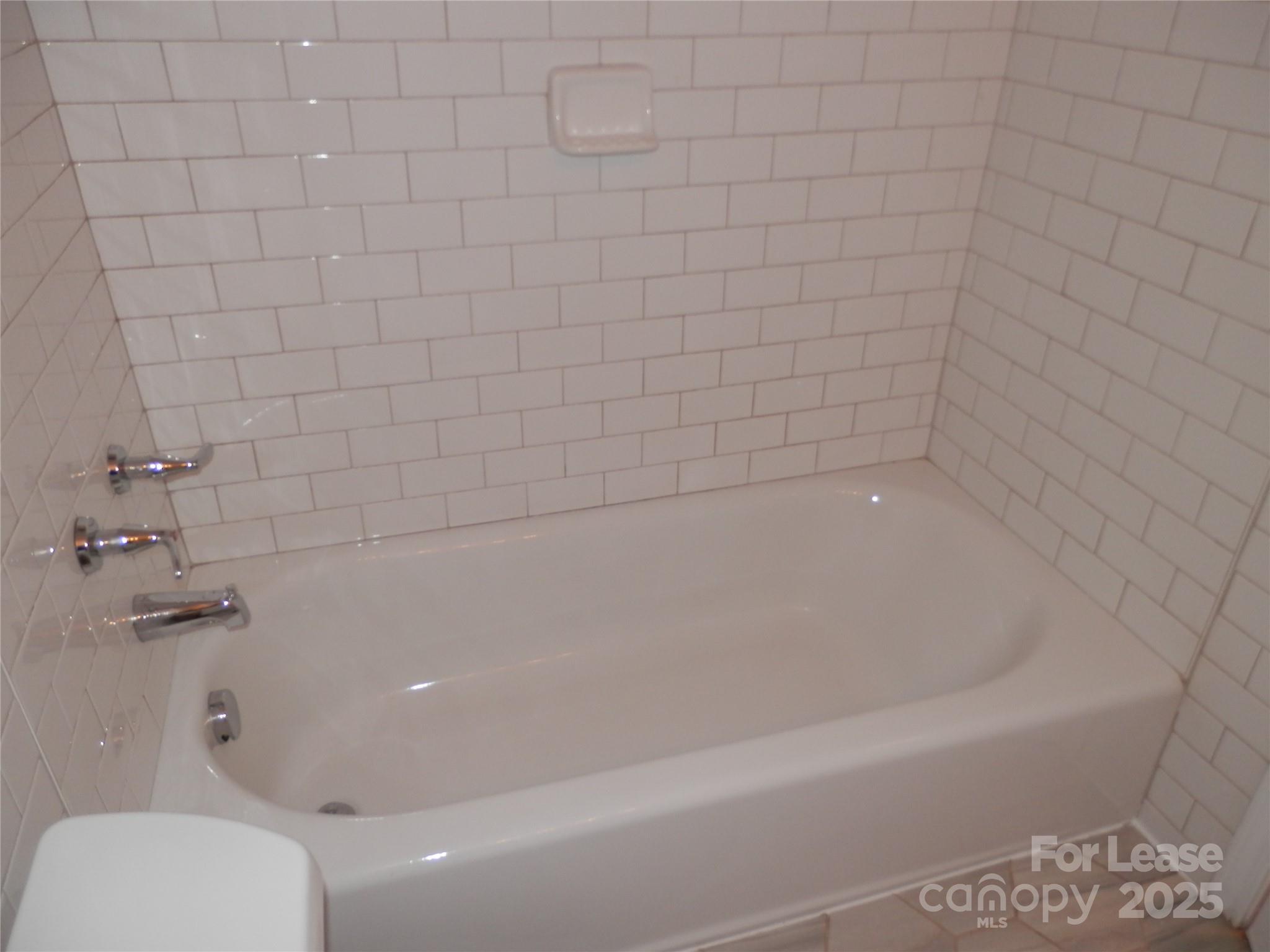 Starmount - Residential Lease