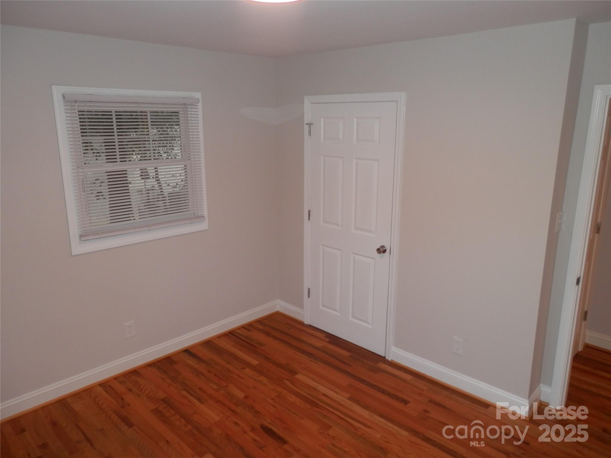 Starmount - Residential Lease