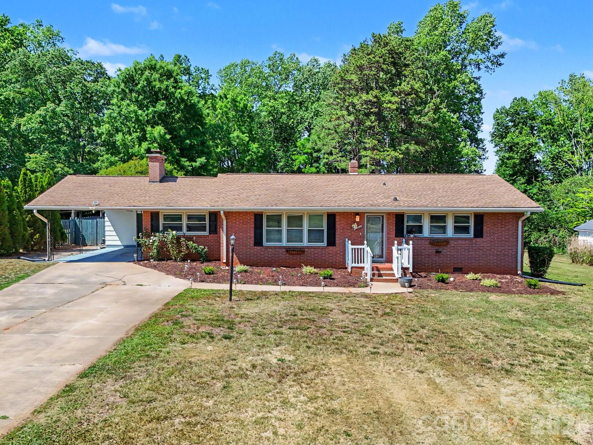 1210 Edgedale Drive