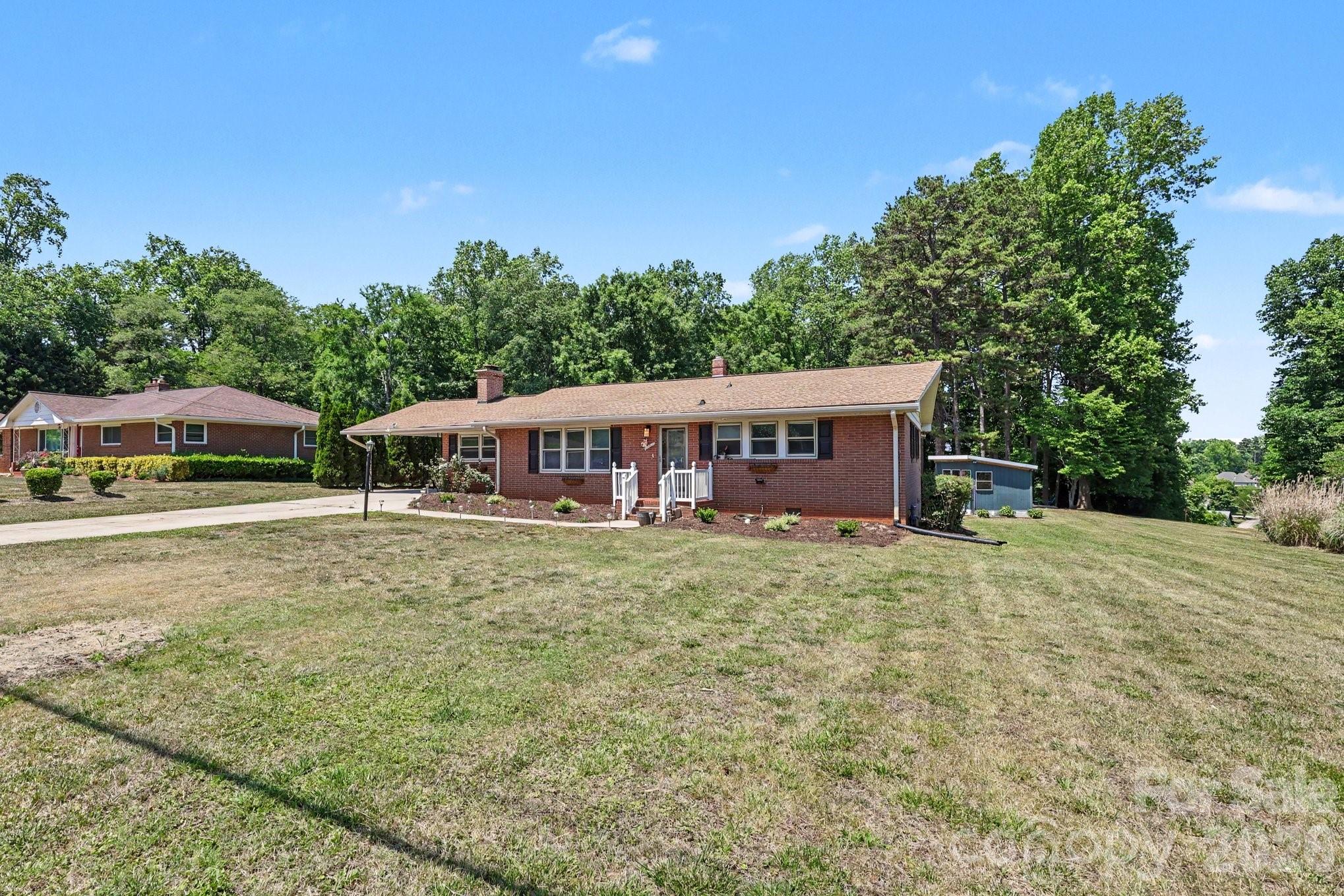1210 Edgedale Drive