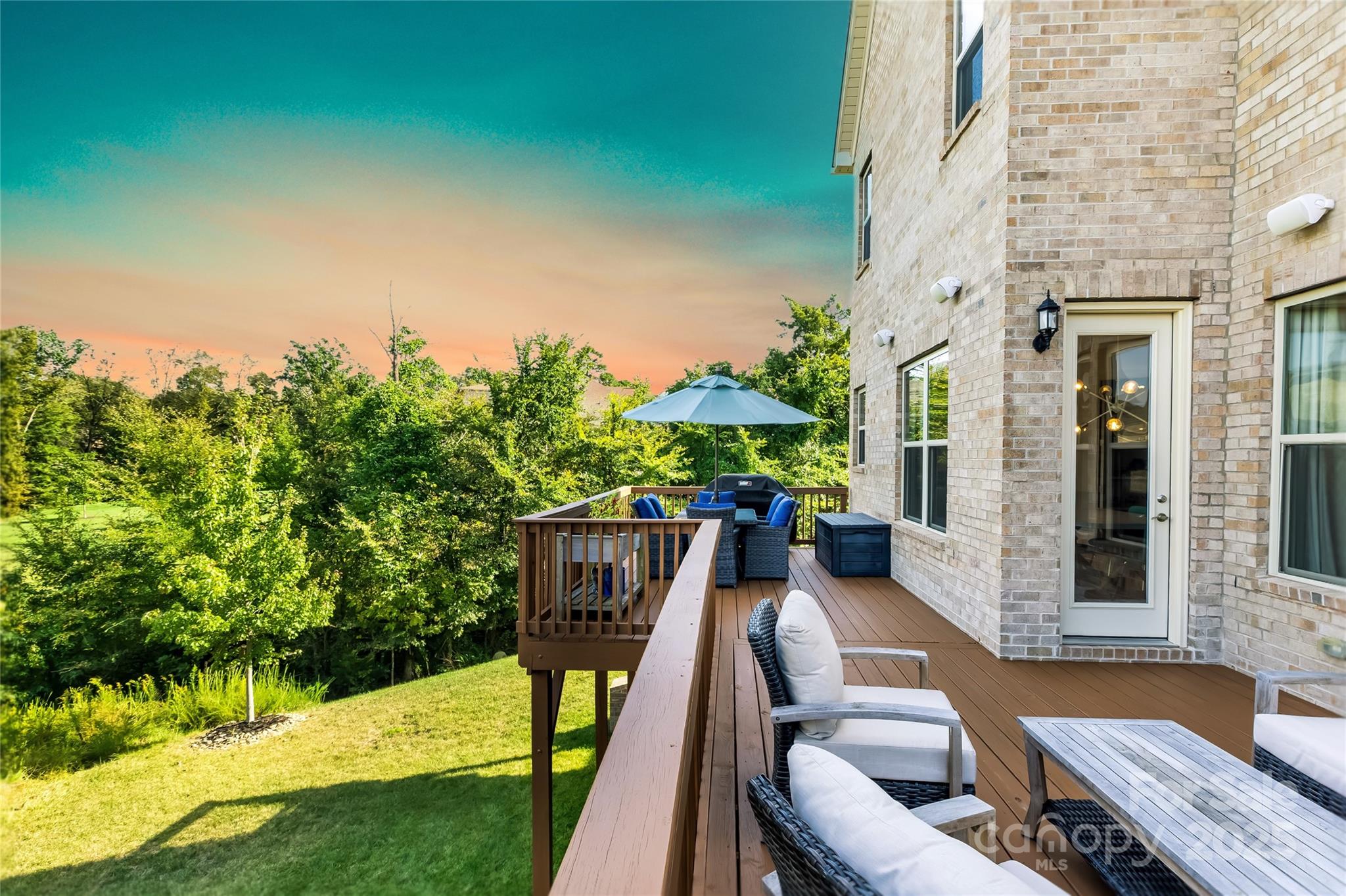 6530 Calvert Commons Drive