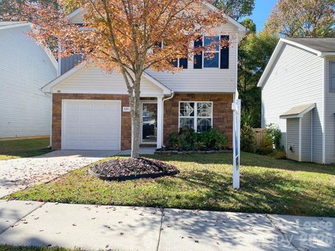 Photo of 320 Peachtree Road, Charlotte, NC 28216 (MLS # 4349528)