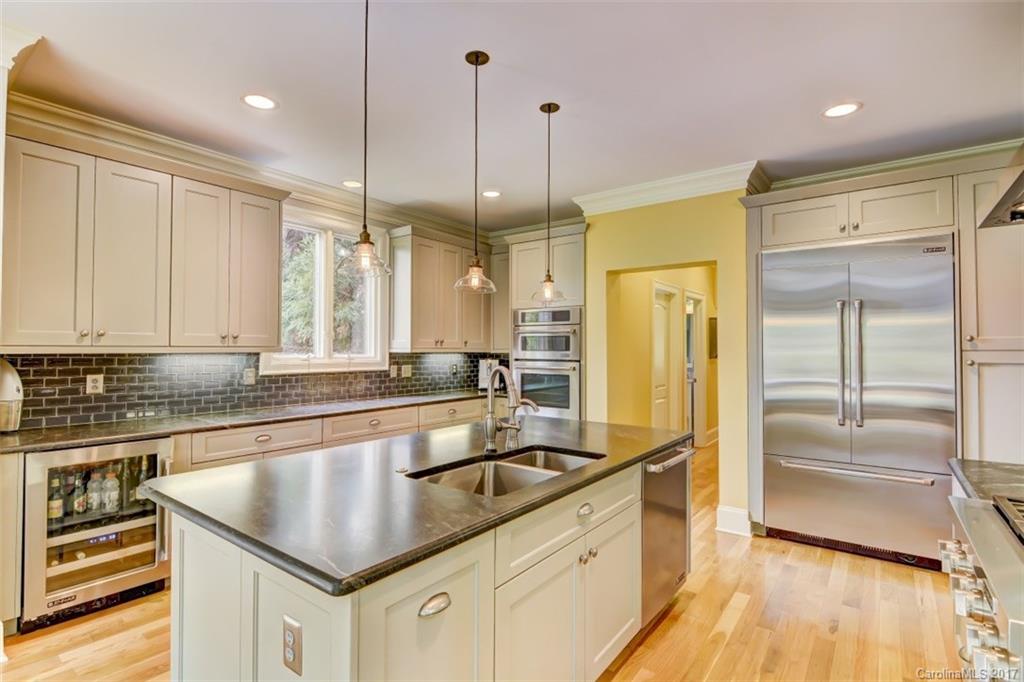 The Peninsula - Residential