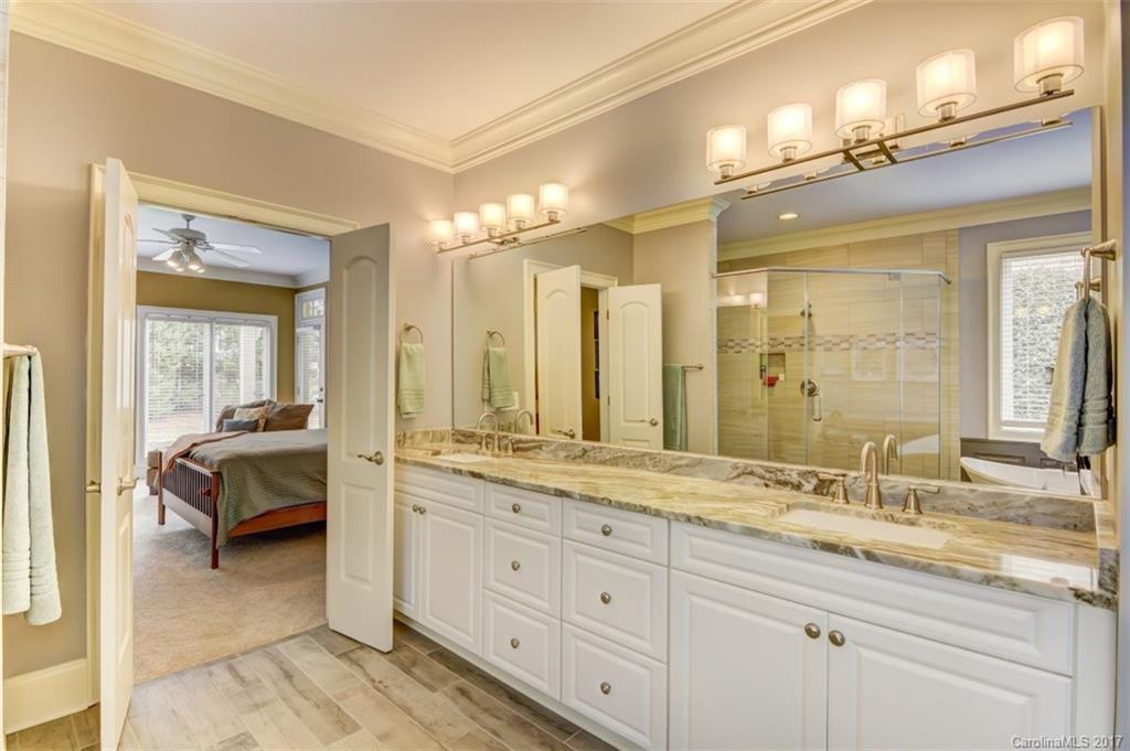 The Peninsula - Residential