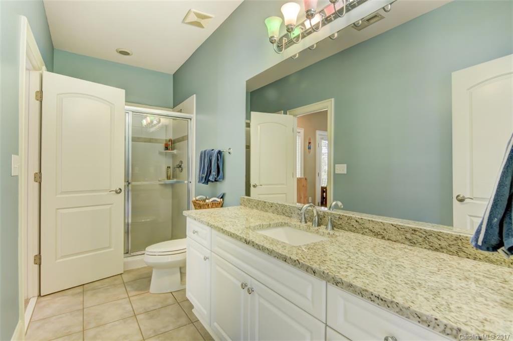 The Peninsula - Residential