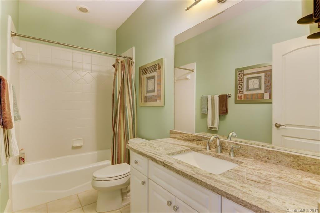 The Peninsula - Residential