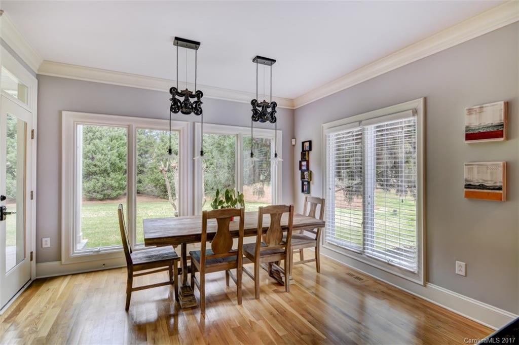 The Peninsula - Residential