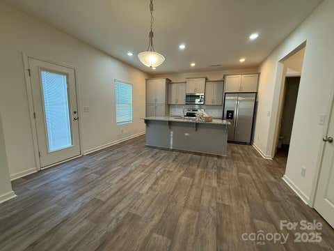 Photo for 3022 Beacon Avenue