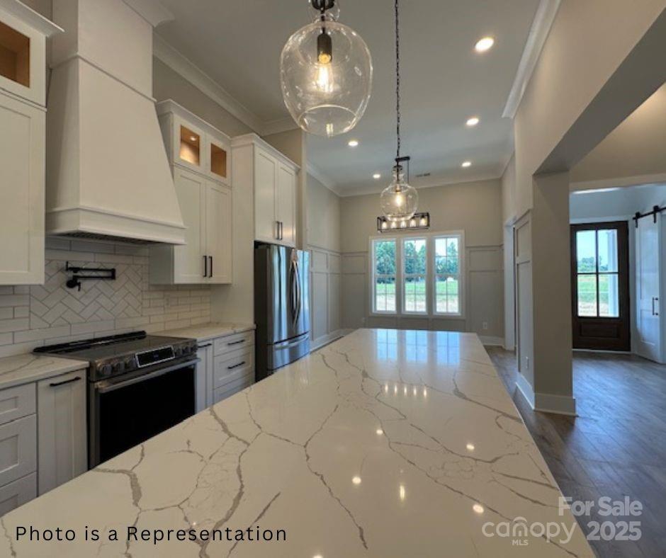 5104 Lowie Lane 23