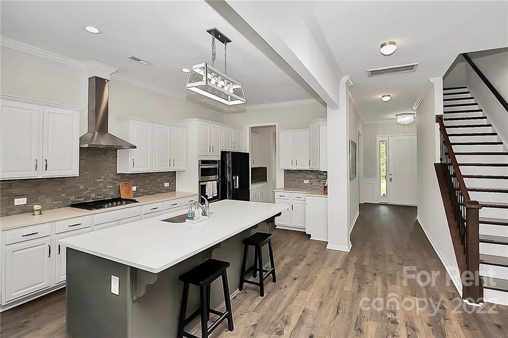 edgewater - Residential Lease