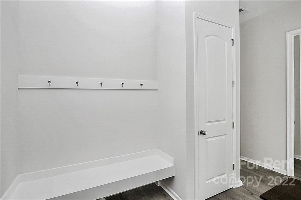 edgewater - Residential Lease