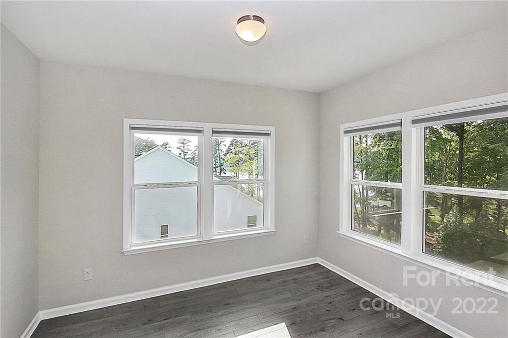 edgewater - Residential Lease