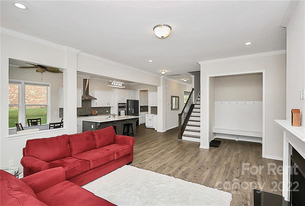 edgewater - Residential Lease