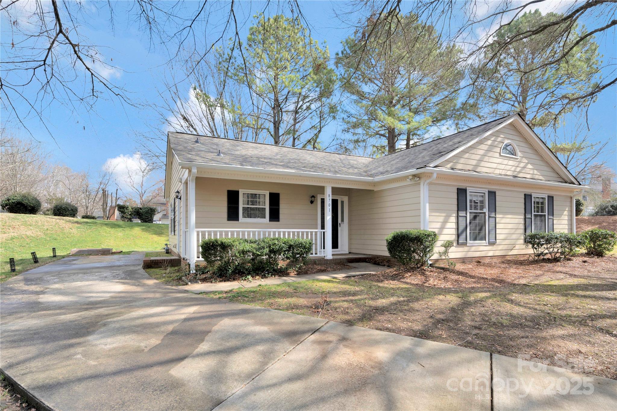 8701 Gainsford Court