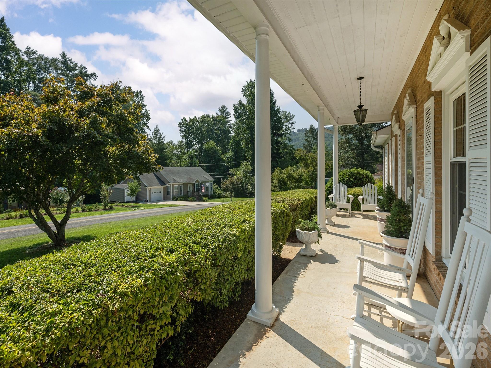 303 Tree Haven Boulevard