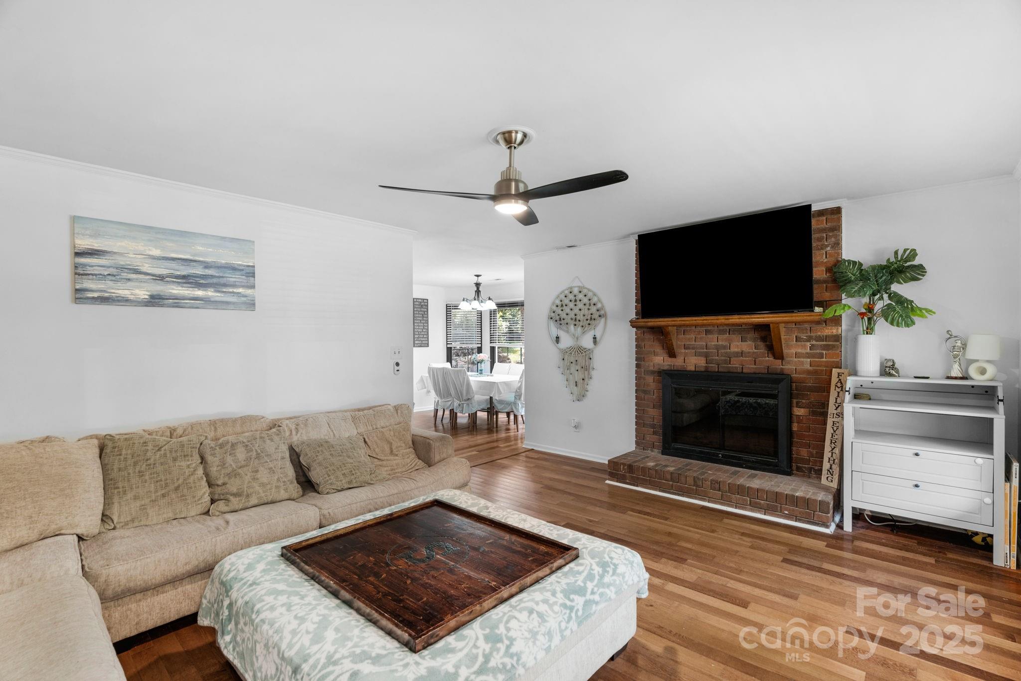 3619 Baywoods Court